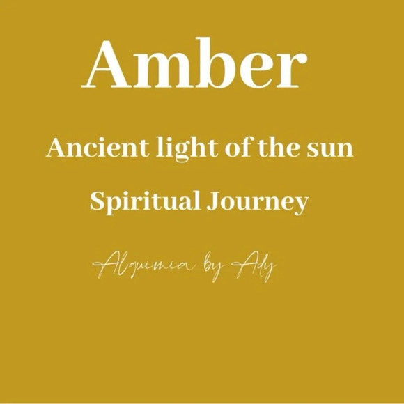 Dainty gold Baltic Amber studs statement gem earrings - Picture 3 of 6